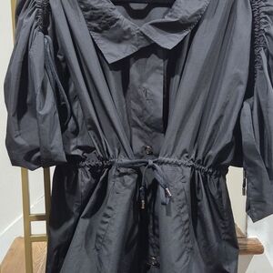 Gucci Black Dress with Elegant Design